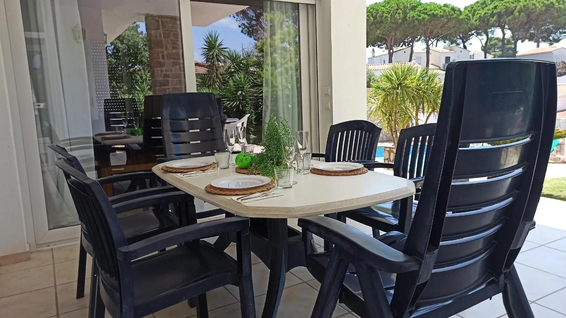 Villa Con Piscina, Jardin, Bbq, Clim. Y Wifi En Torroella De Montgri - Es-89-127