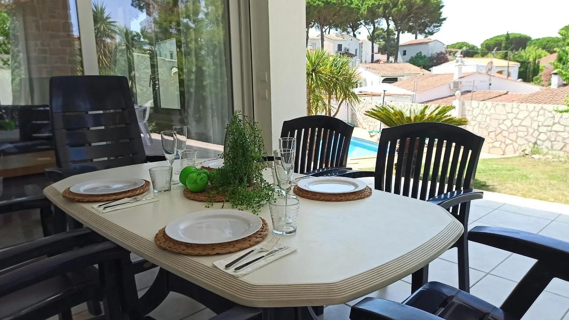 Villa Con Piscina, Jardin, Bbq, Clim. Y Wifi En Torroella De Montgri - Es-89-127 Spain
