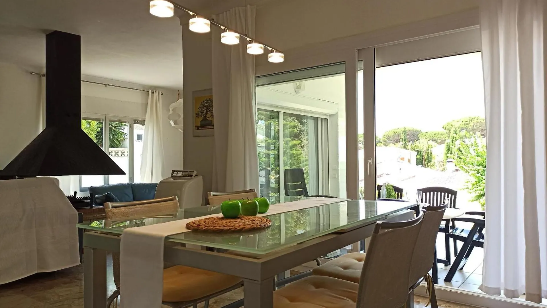 Villa Con Piscina, Jardin, Bbq, Clim. Y Wifi En Torroella De Montgri - Es-89-127